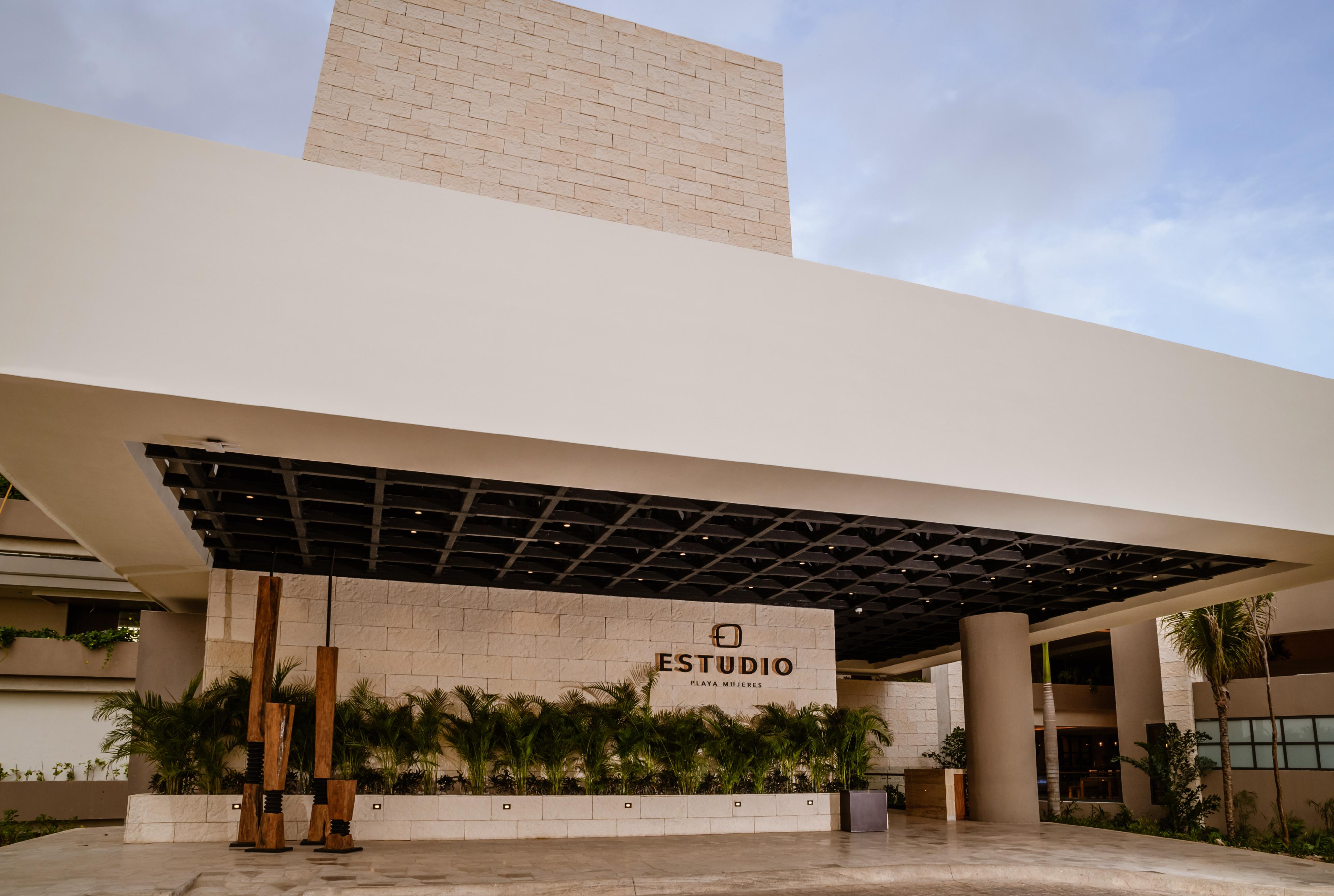 Estudio Playa Mujeres Hotel Канкун Екстериор снимка